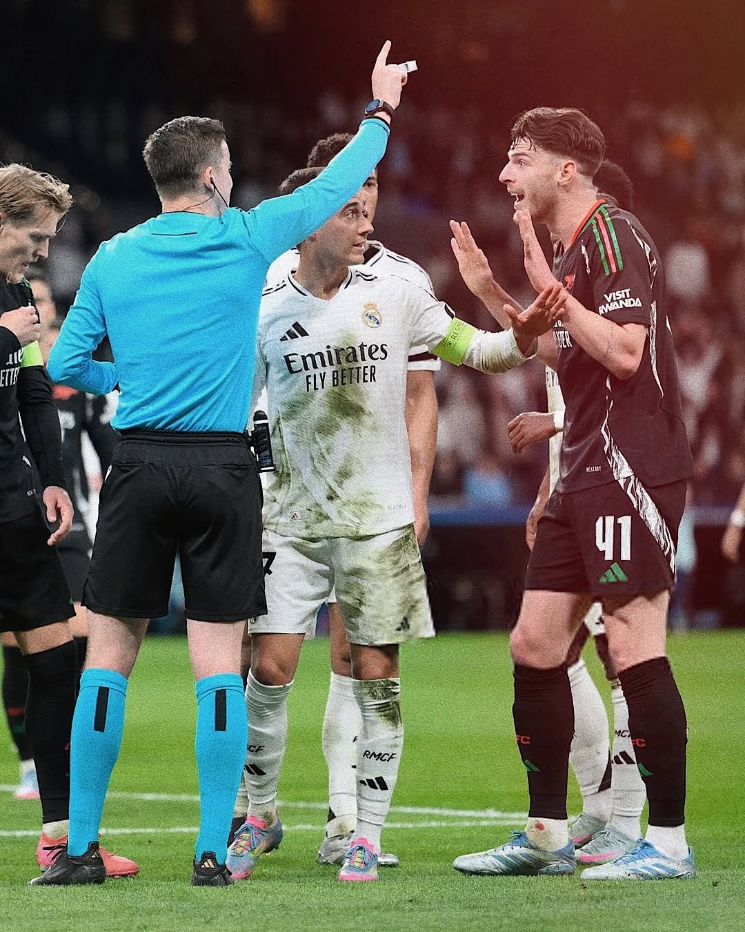 爱游戏官网下载地址冲刺阶段阿森纳调整名单以备欧冠，临场应变环节打磨，底气十足，年轻球员得到机会的简单介绍